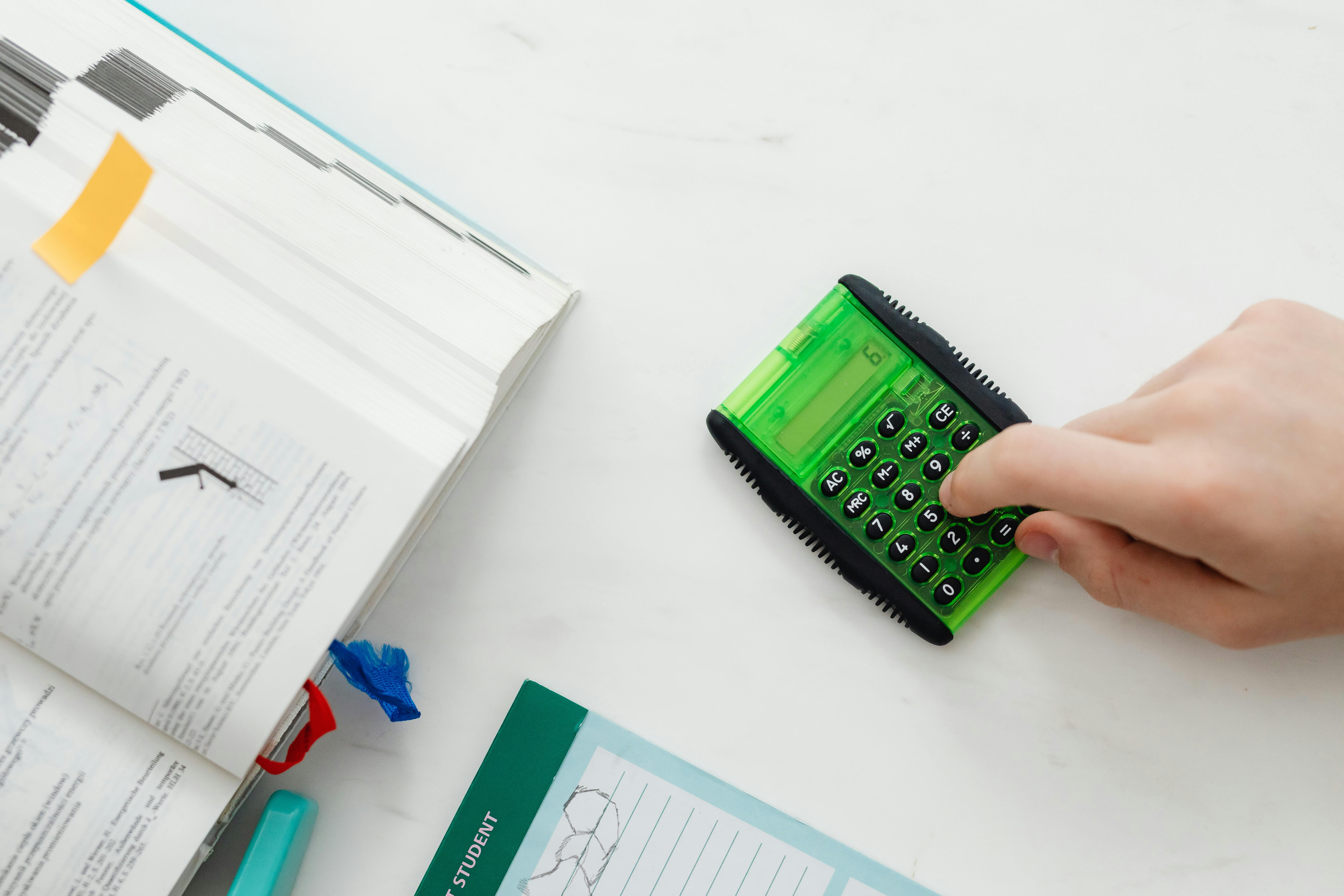 Calculator and charts showing income growth